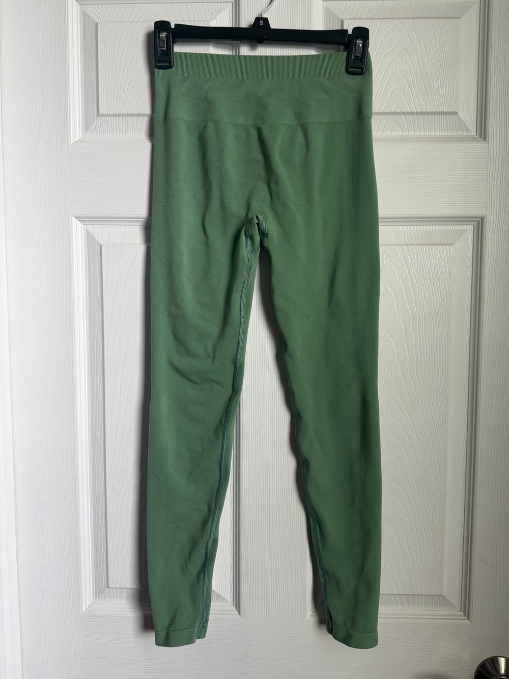 Alphalete Green Active Leggings